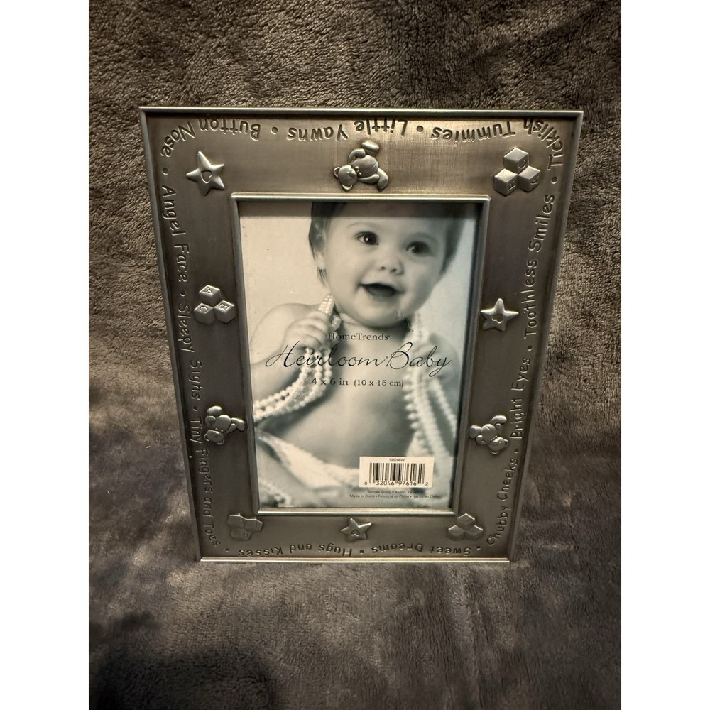 Heirloom 4 x 6" Baby Photo Frame Silver NWOT Pewter Nursery 3D Etched Frame Edge